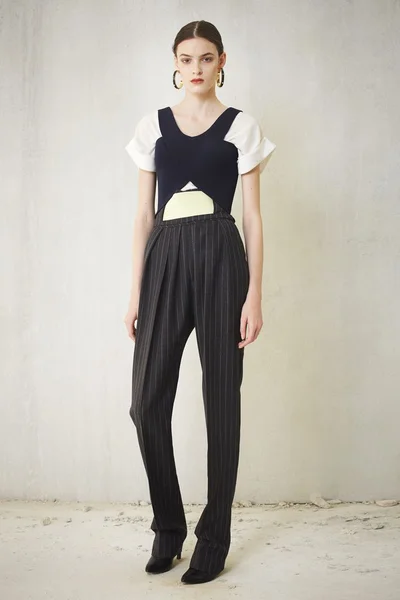 Look 3